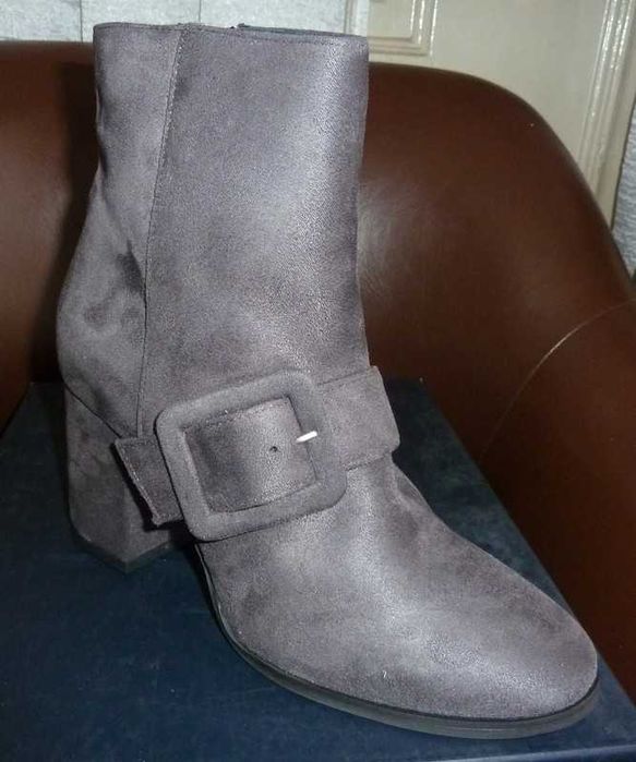 Botas novas cinzentas Emozioni 37