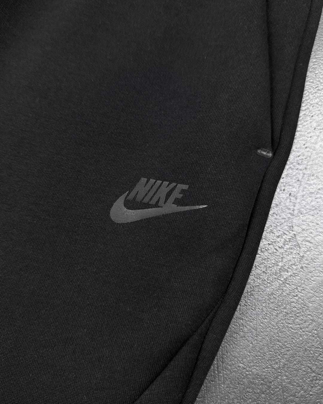 Штани Nike NSW Tech Fleece Joggers Black