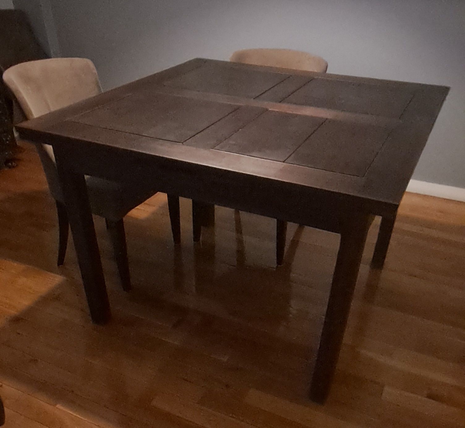 Mesa de jantar extensível
