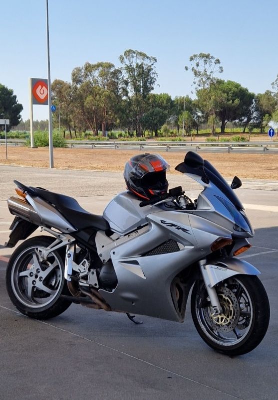 Honda vfr800vtec Ano 2005