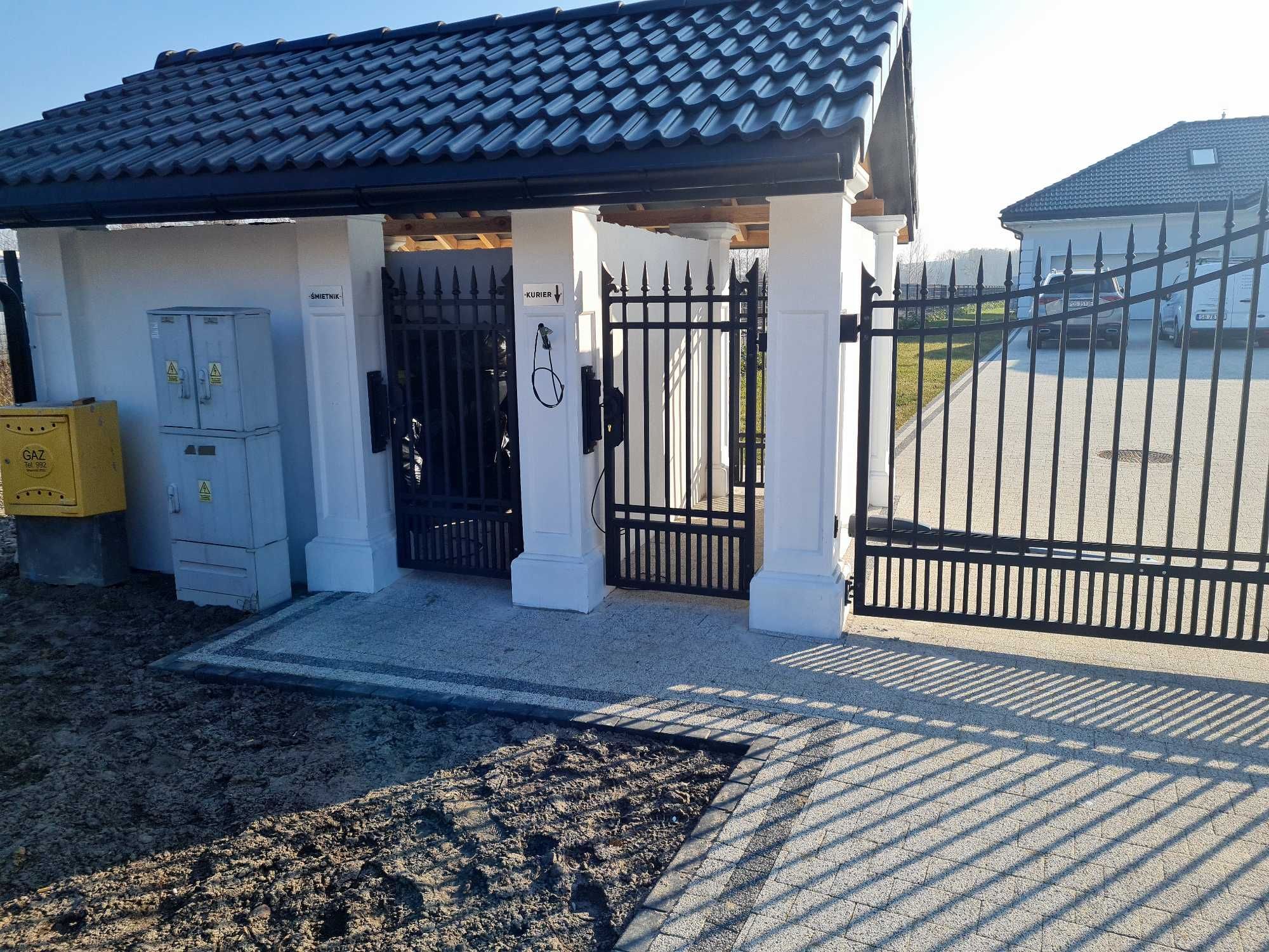 Piękne Słupy w Stylu Dworkowym,Ogrodzenia Betonowe,Słupki Boniowane