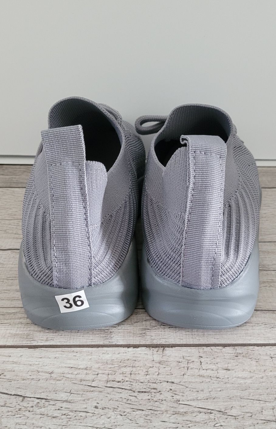 Buty sportowe szare wkładane sznurowane 36-37