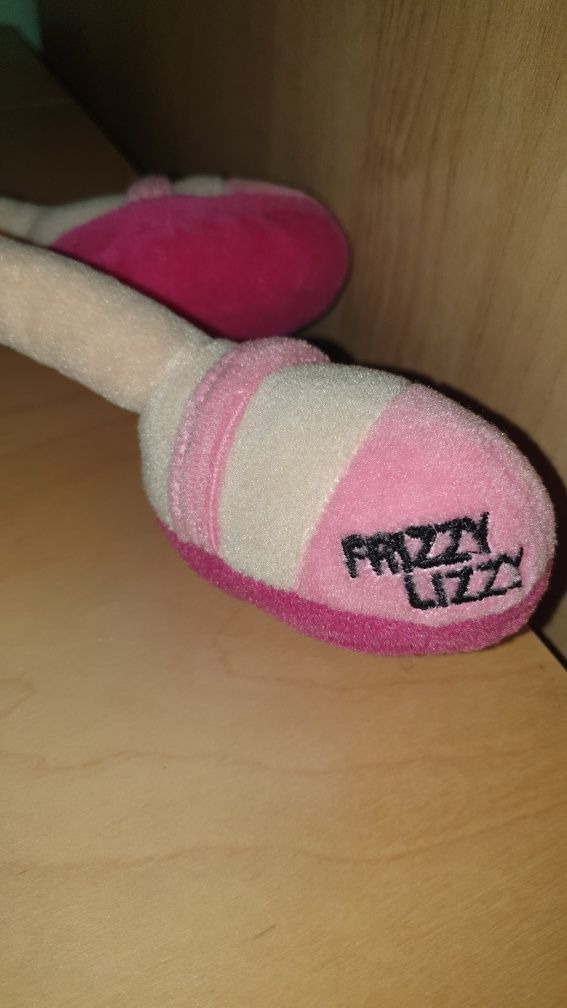 Lalka szmacianka Frizzy Lizzy