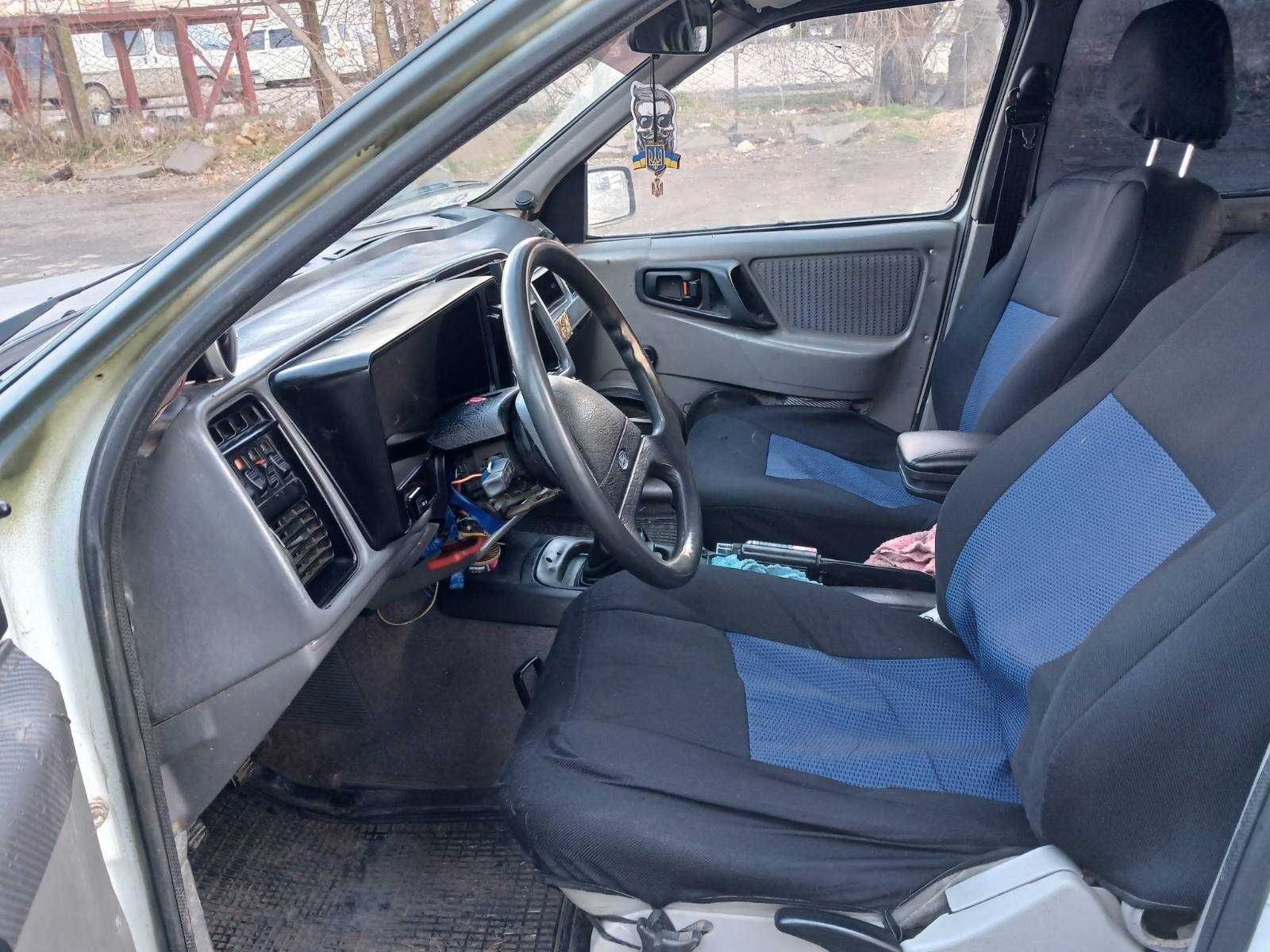 Ford Sierra 1984 року 2,0 л. газ/бензин