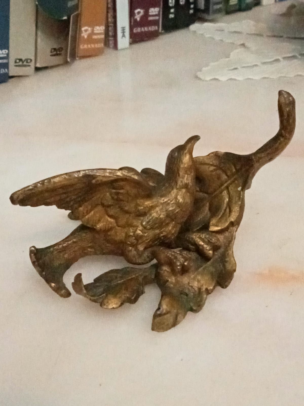 Guarda-jóias em bronze - Relíquia Histórica