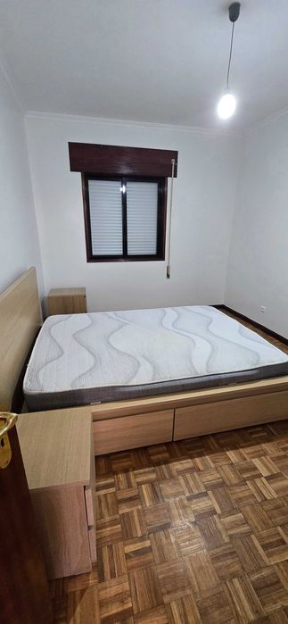 Quarto praticamente novo com 1 ano de uso