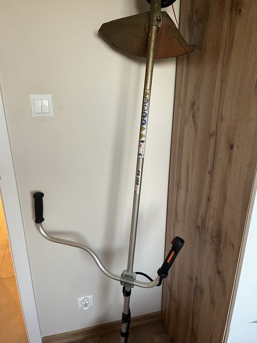 Stihl FS 120 plus karnister dwukomorowy kosa spalinowa. Bardzo dobry