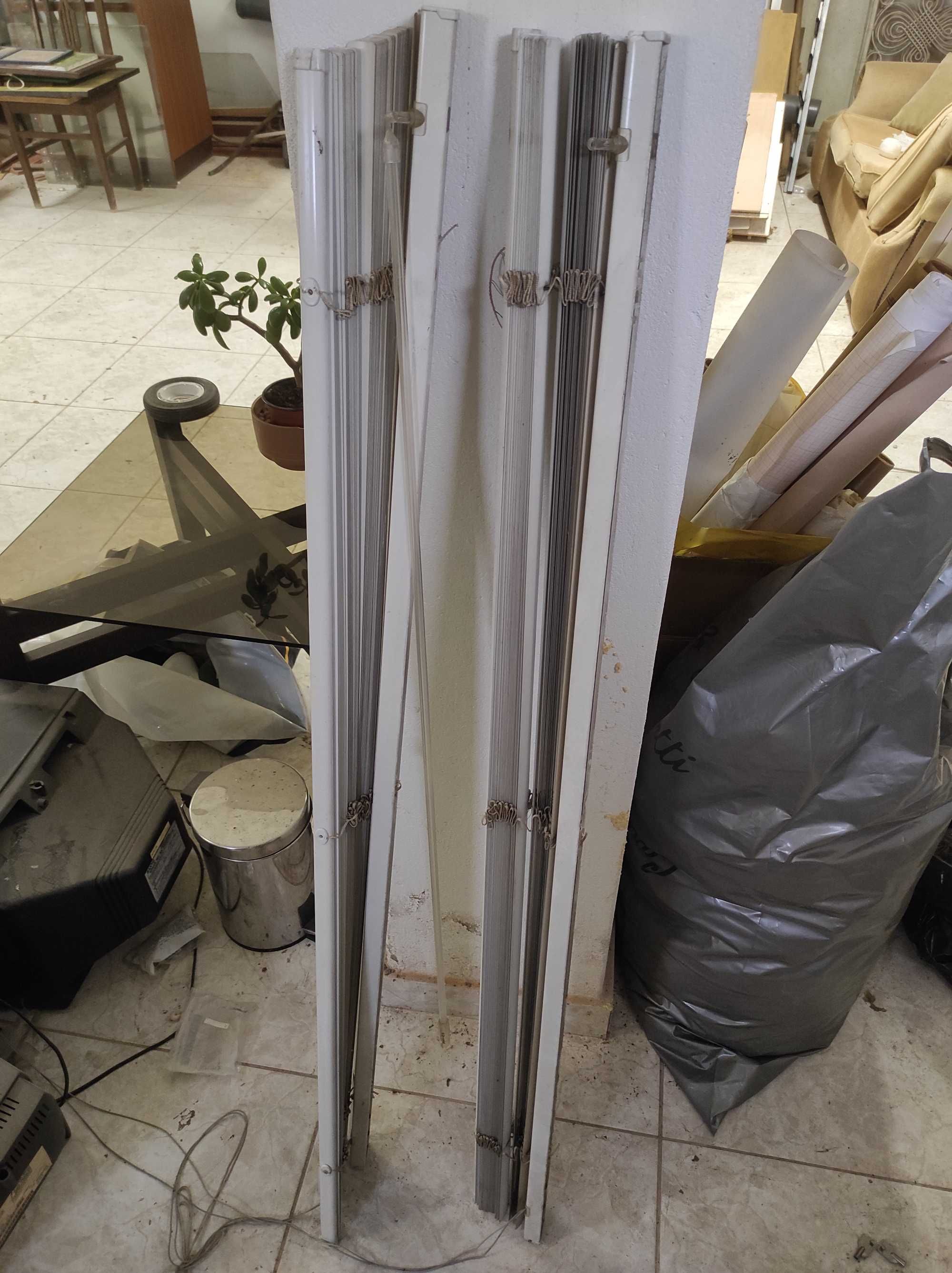 2 Estores Venezianos de Aluminio