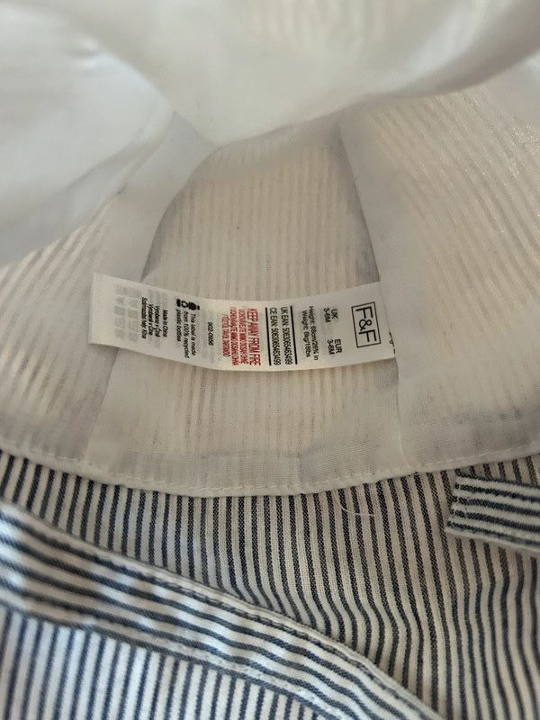 Czapka chłopięca z osłoną karku F&F