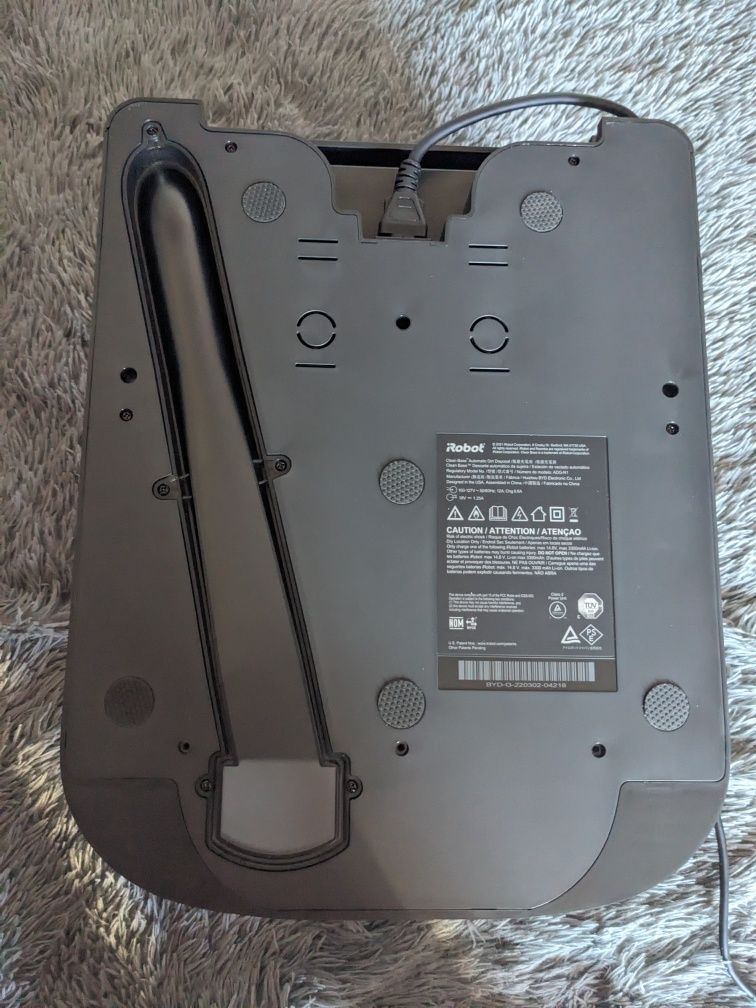 База Roomba j9+ j8 j7