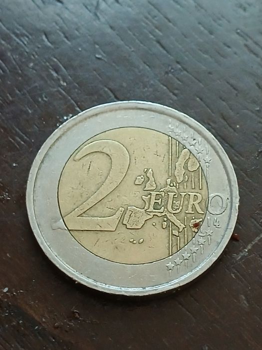 Vendo mueda de 2 euros de 2002 por 300 euros