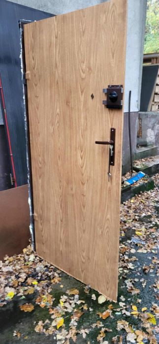 Drzwi metalowe 90 lewe solidne