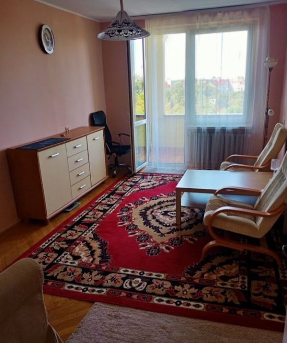 Wynajmę duży jednoosobowy pokój