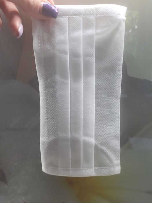 Маски медичні білі 35 штук Белые маски медицинские