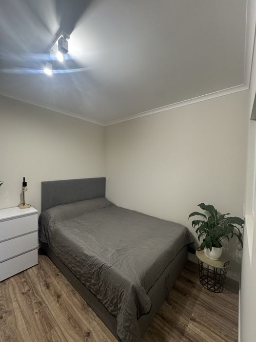 Продам 1 комнатную квартиру на Фрунзенском !Левый берег! Донецкое шосс