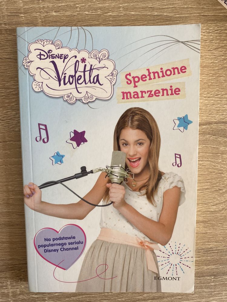 Sprzedam 4 książki Violetta :)