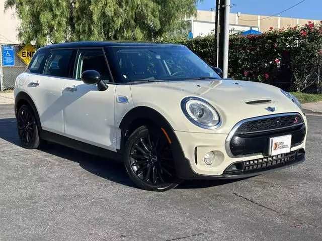 2017 MINI Clubman Cooper S Hatchback 4D