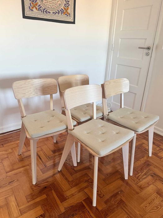IKEA Lisabo mesa de jantar e 4 cadeiras