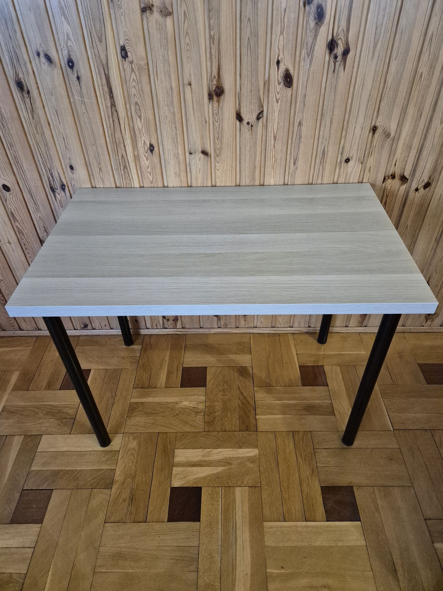Małe biurko 100cm x 60 cm