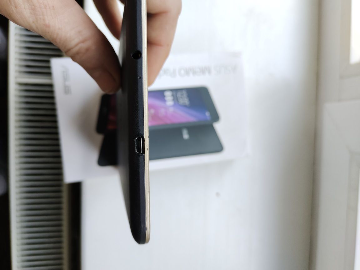 Планшет Asus memo pad8