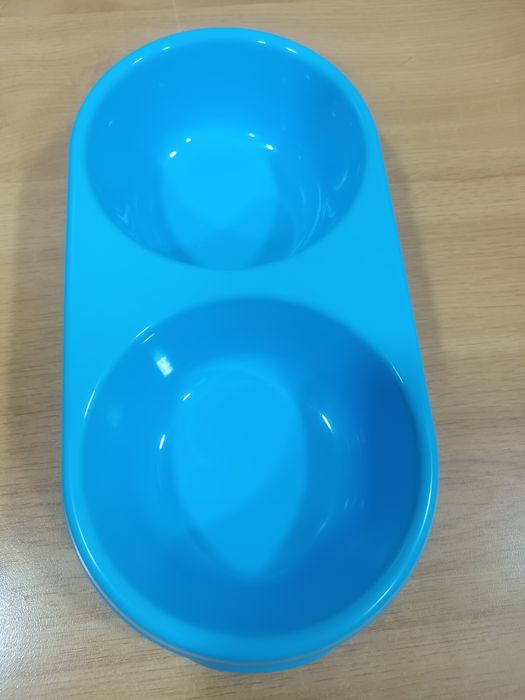 Recipiente para por comida para os animais