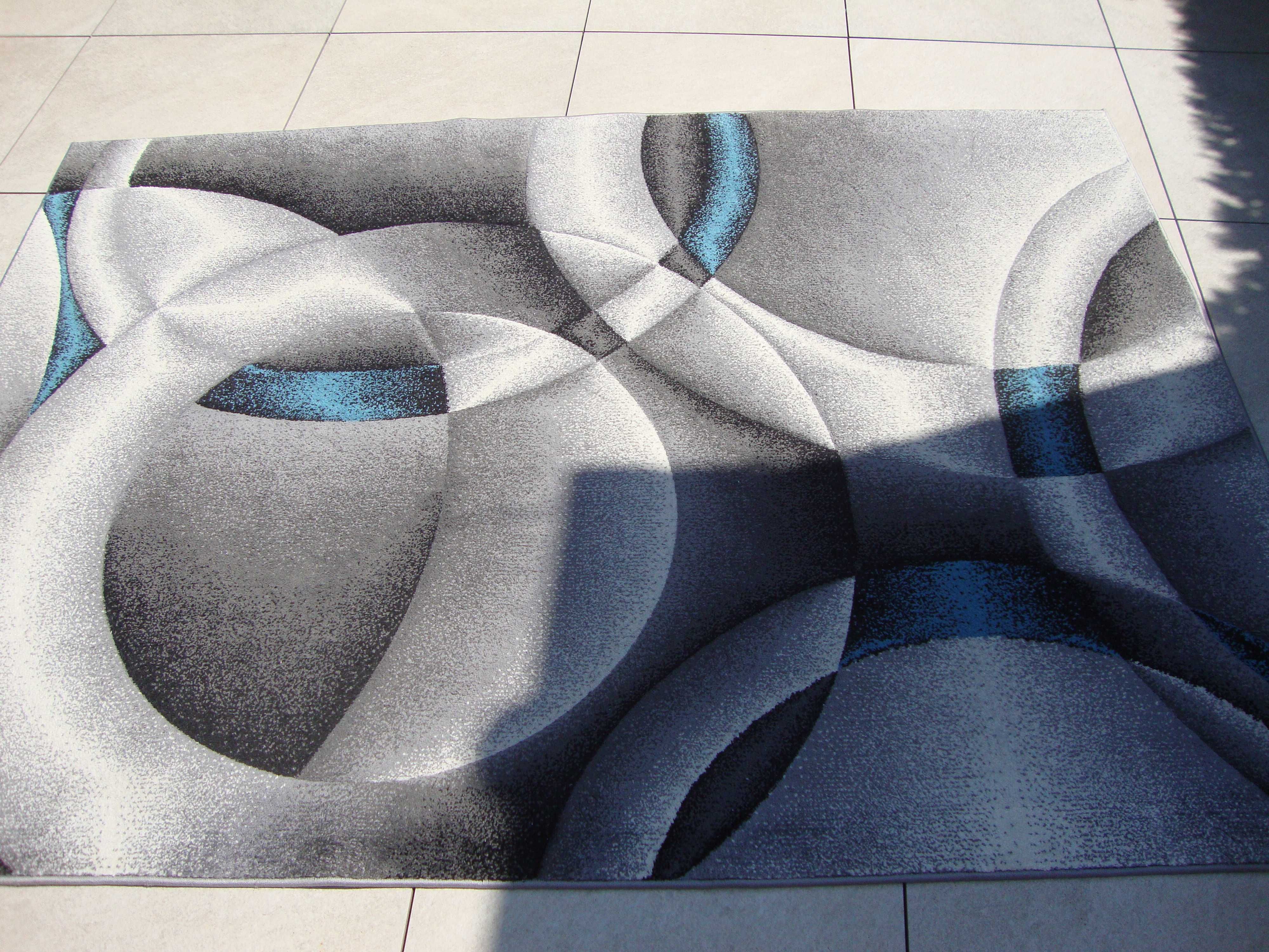 Dywan srebrno szaro niebieski wymiar 220 x 160 cm.