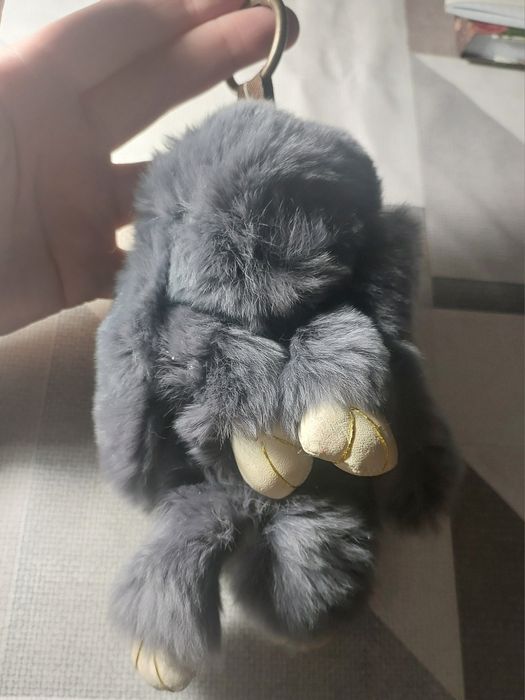 Іграшка. Брелок. Сірий зайчик.