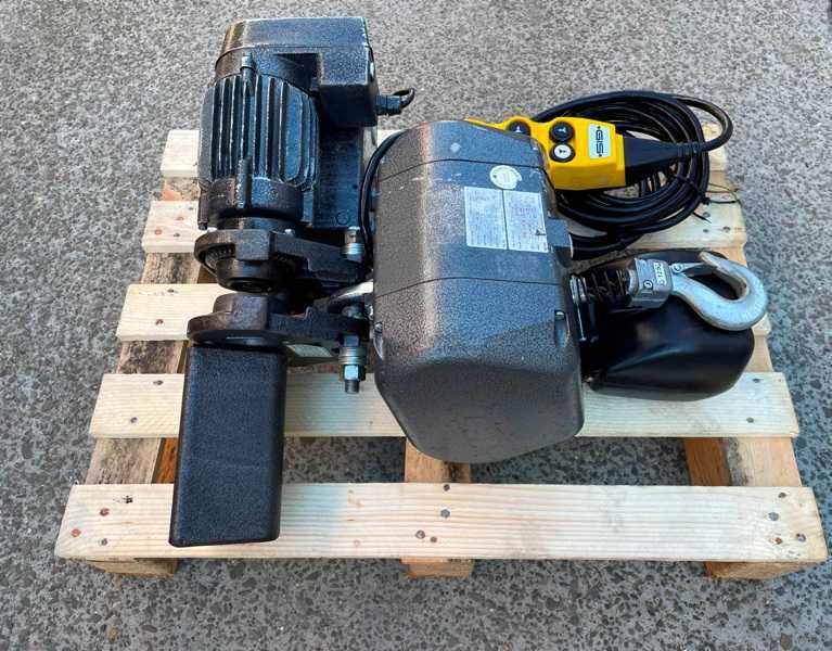 Wciągnik 125kg GIS suwnica wciągarka demag elektrowciąg wyciągnik