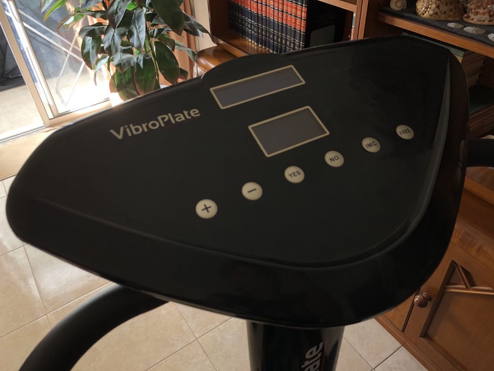 Vendo vibroplate original com muito pouco uso