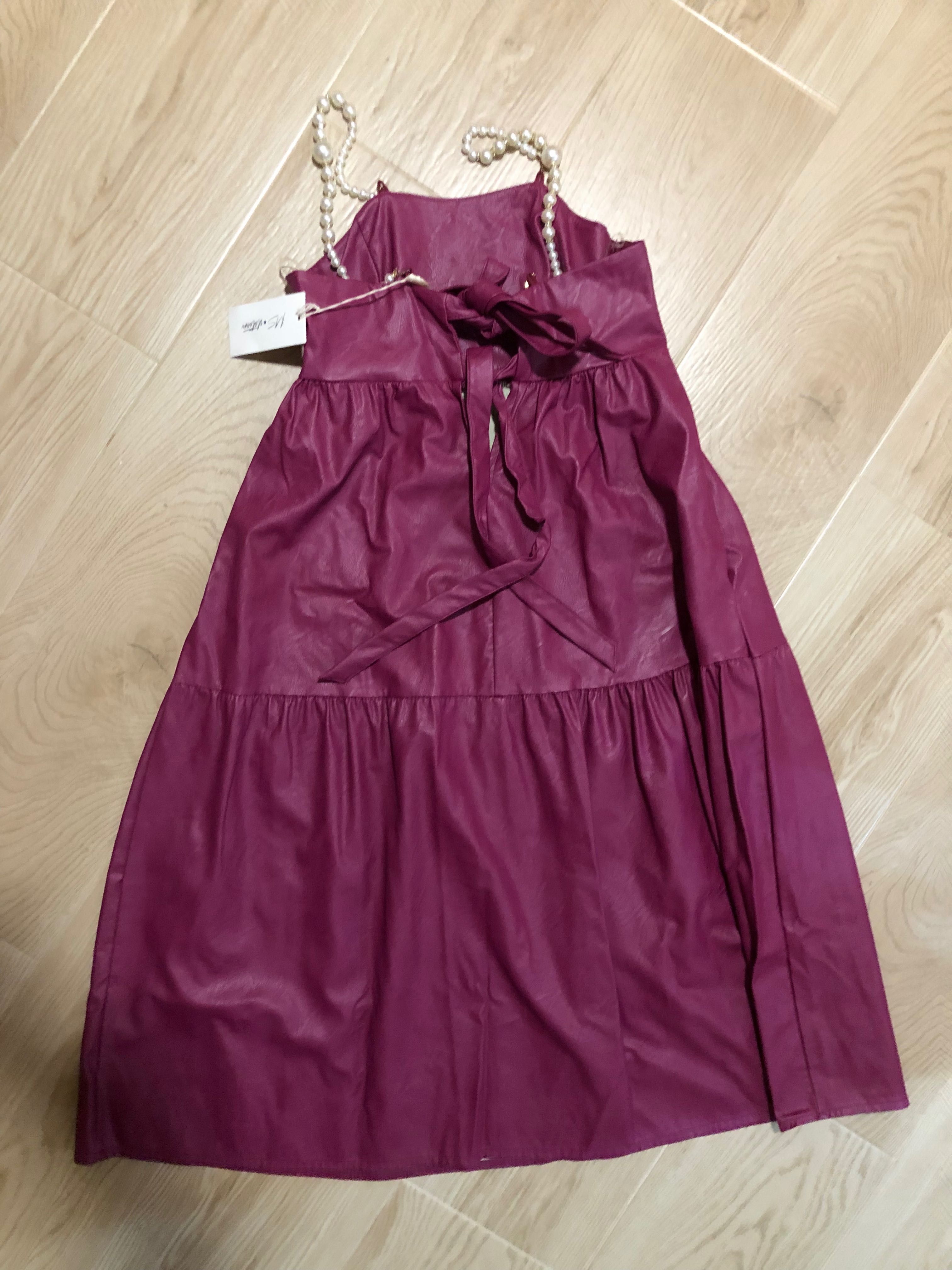 Vestido Napa novo com etiqueta alças em pérolas