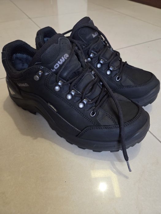 Lowa goretex 42, stan super