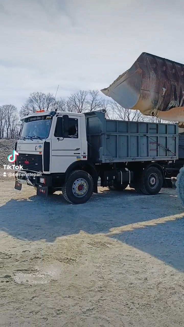 Послуги вантажні перевозки