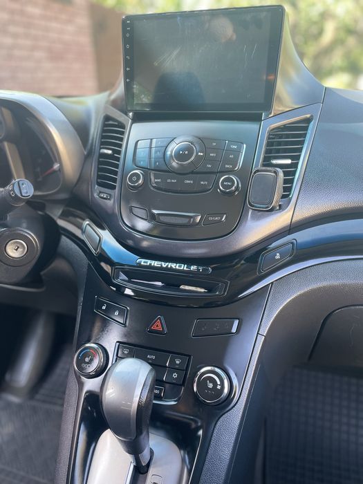 Продаю авто Шевроле Орландо 2012