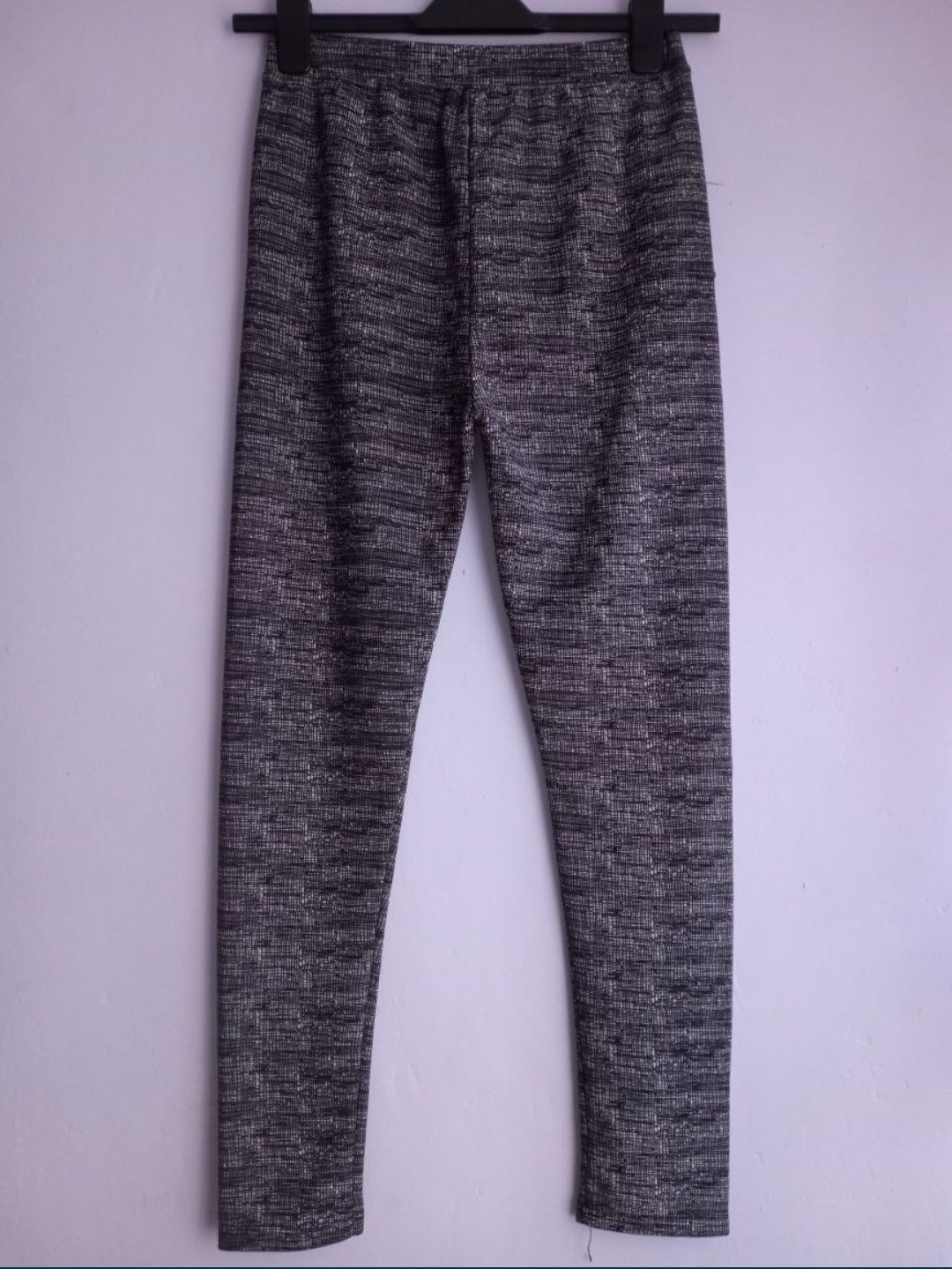 Legginsy L czarno białe