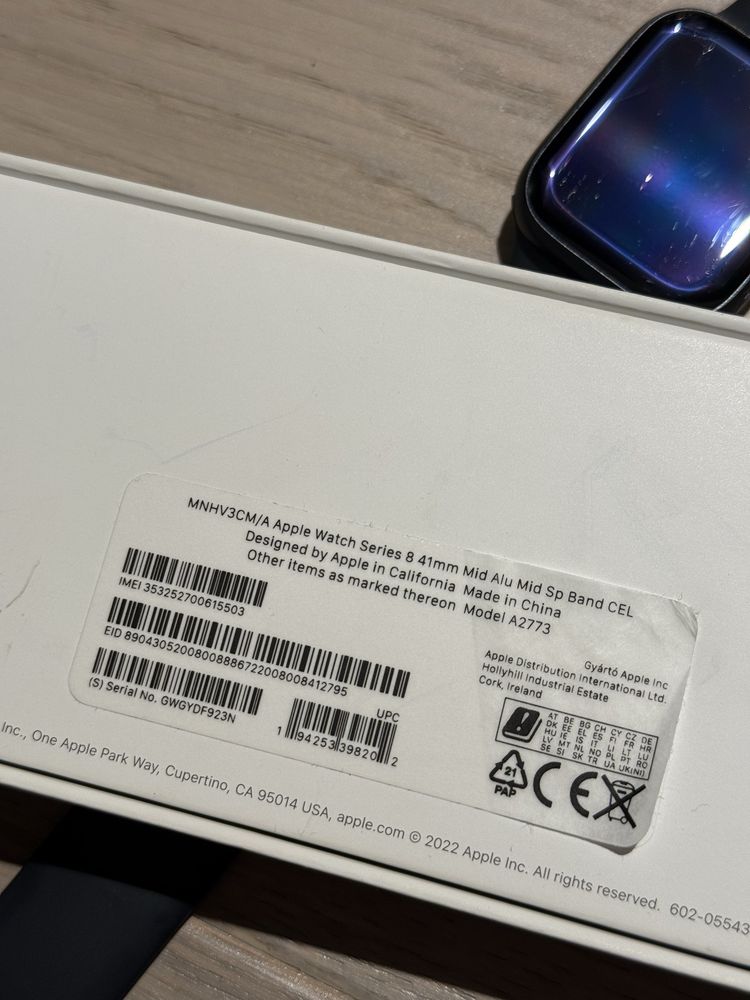 Apple Watch Series 8 (GPS + Cellular) 41mm aluminium midnight case