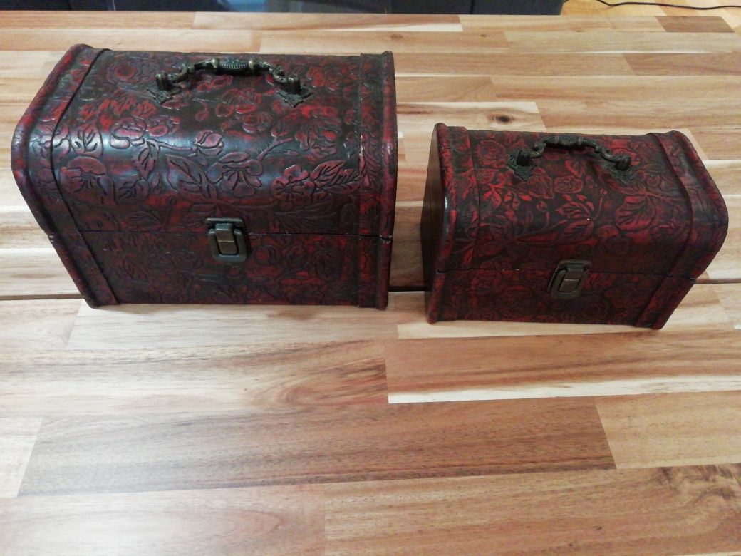 Conjunto 2 caixas de madeira vintage