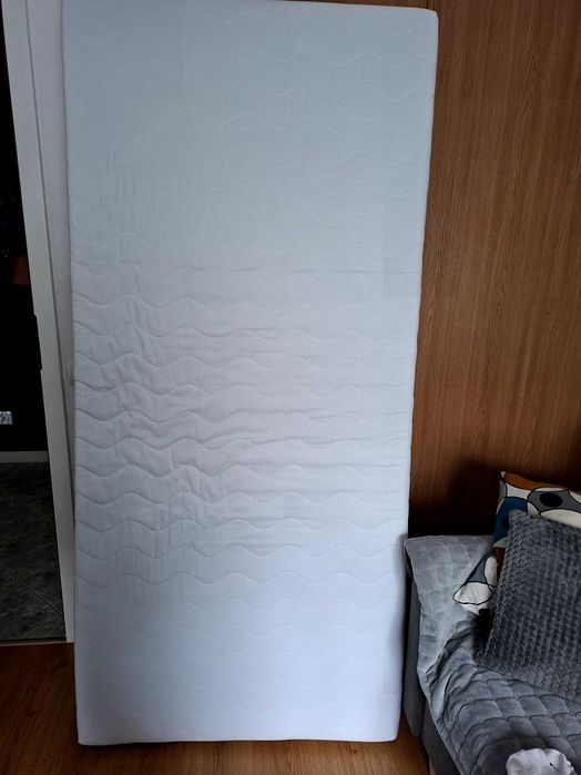 Materac twardy 90x200