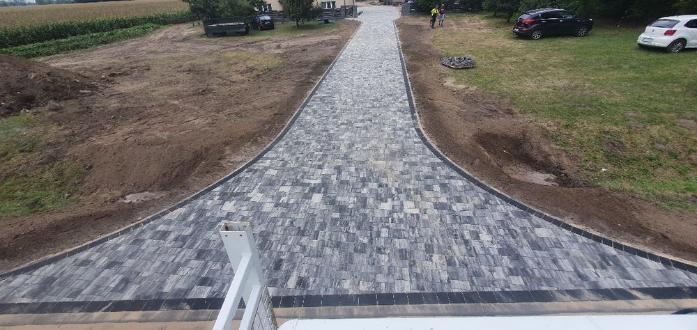 Układanie kostki brukowej brukarstwo  usługi brukarskie maszynowe ukła