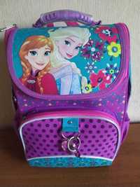 Рюкзак для дівчинки початкова школа