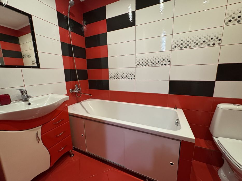 Оренда 2-к квартири неподалік центра