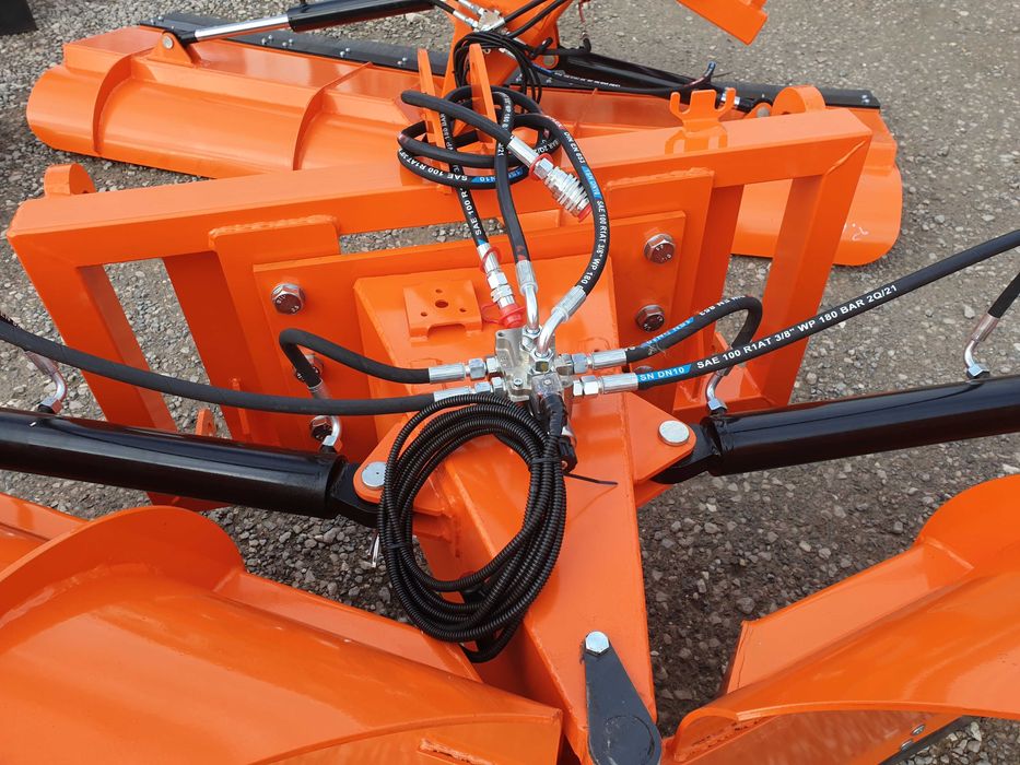 Mocny pług do śniegu do tura tuz strzałka Metal Technik dostawa Gratis