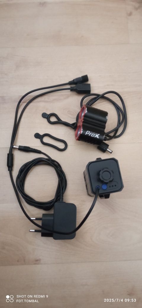 Lampka przednia rowerowa Dual Power II 2xdioda CREE 1600 lum+powerbank