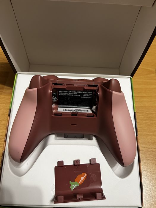 Limitowany kontroler Minecraft Pig do Xbox One Idealny stan!