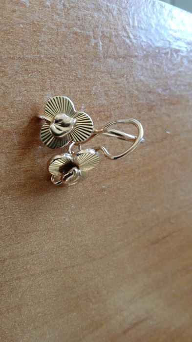 Золотые сережки 583