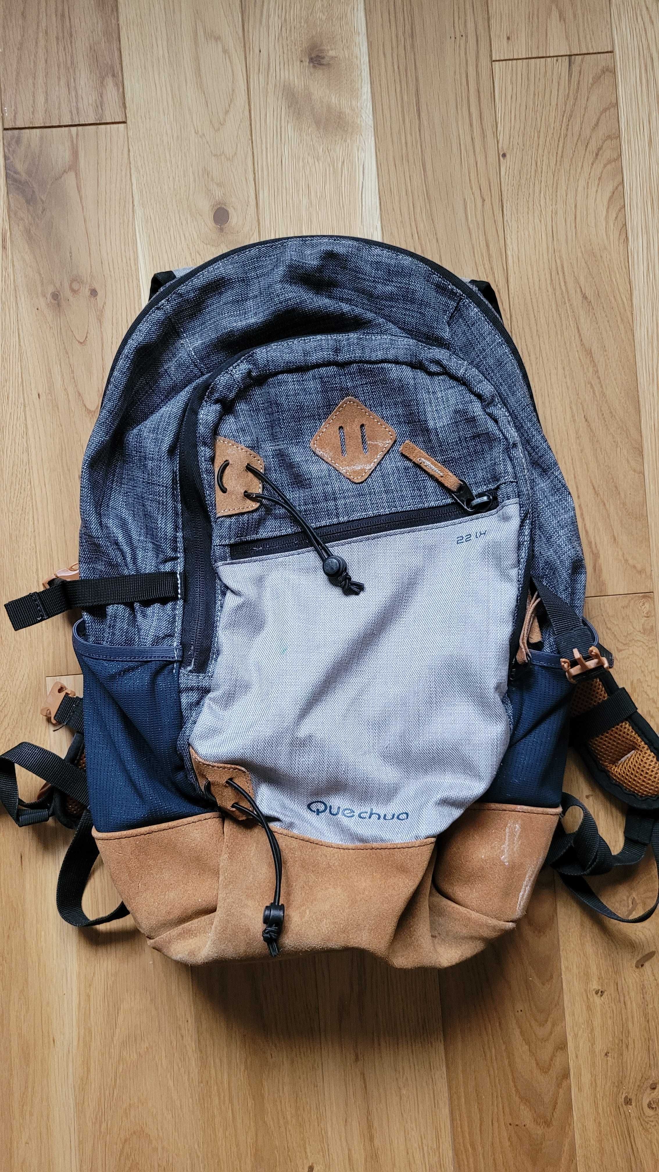 plecak QUECHUA ESCAPE 22LX na laptopa