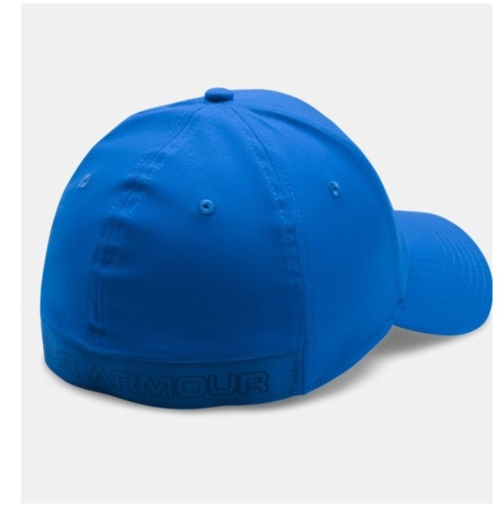 Бейсболка, кепка Under Armour.
