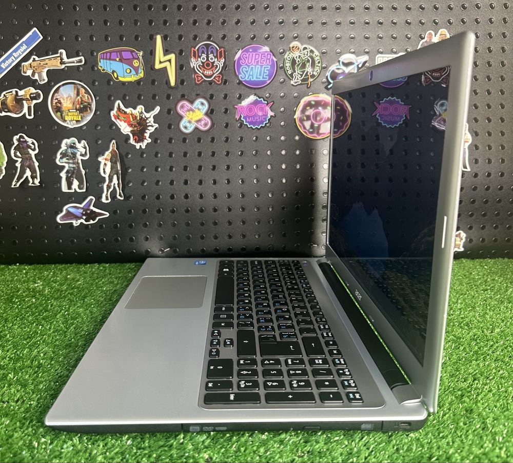 Ноутбук Acer Aspire V5-531 15.6’ Celeron 1007U 8GB ОЗУ/750GB HDD r2025