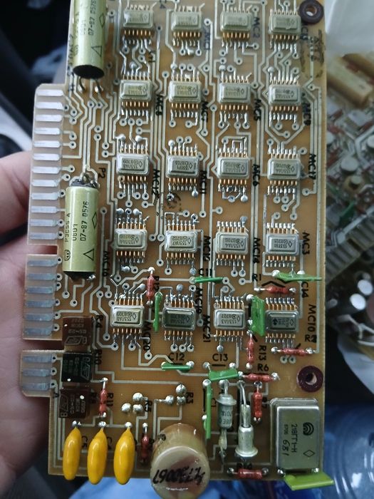 Радиодетали ссср на платах.