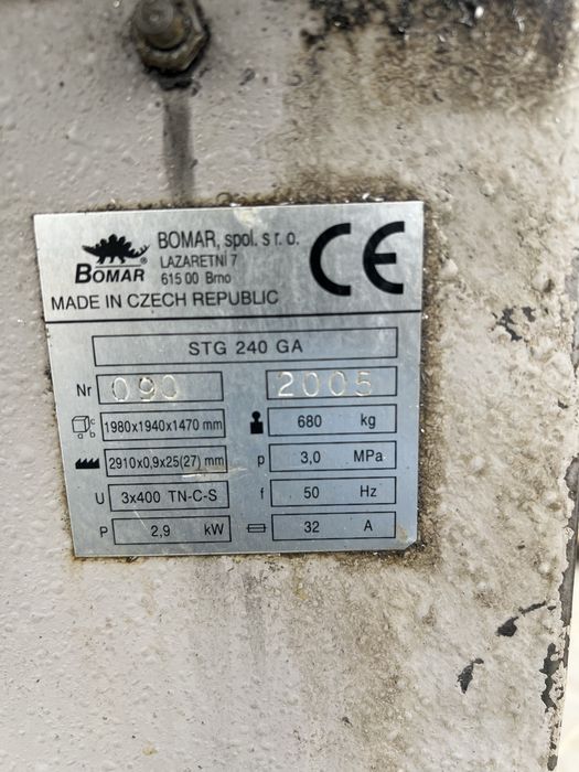 Przecinarka Tasmowa Pila Automat Bomar 240 GA skretne ramie