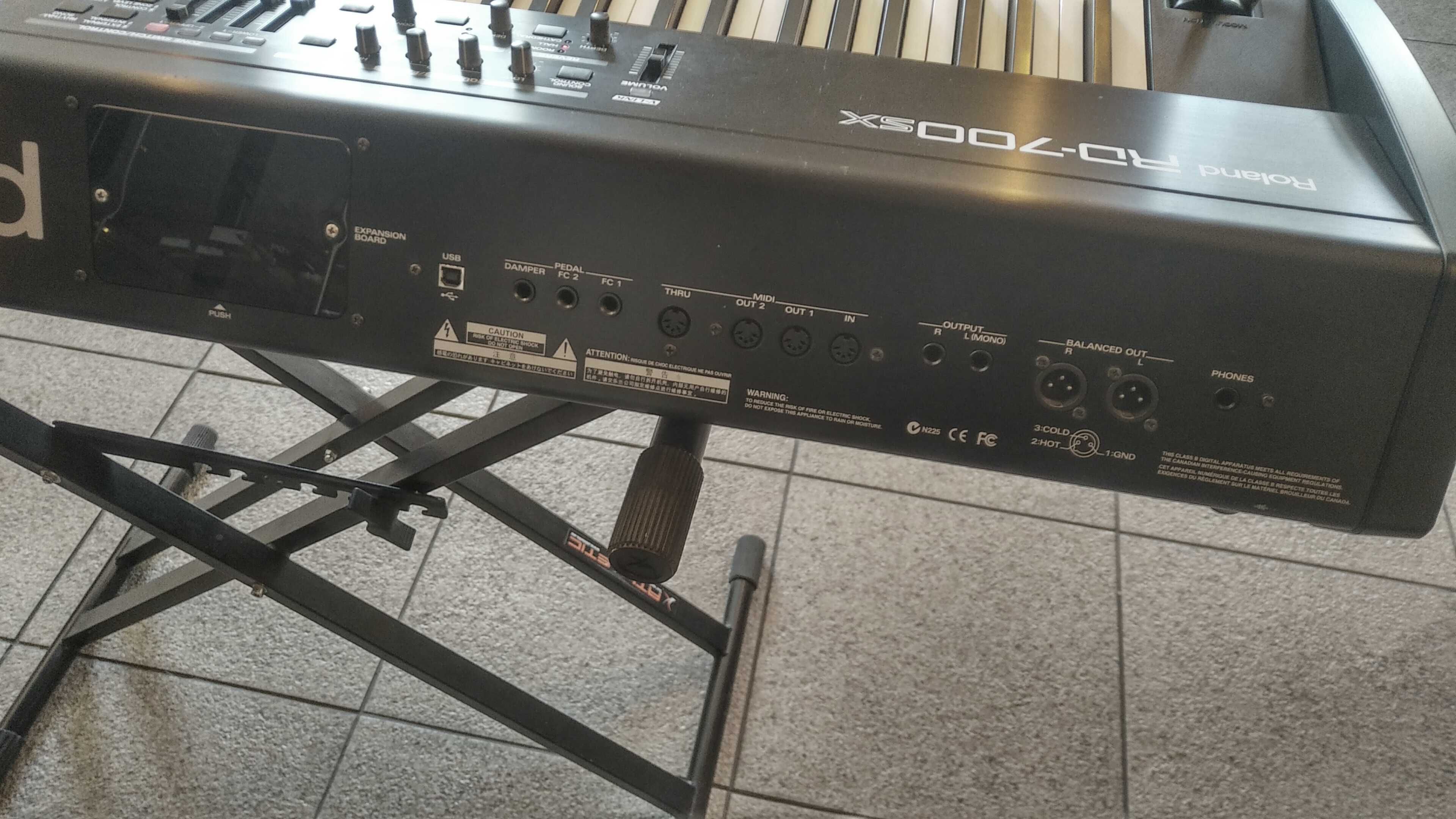 Stage Piano Roland RD-700sx